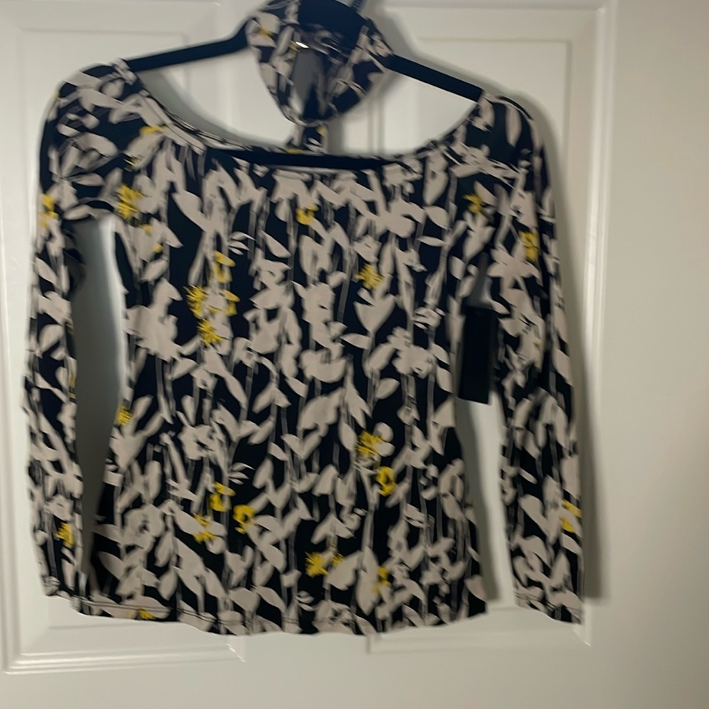 NWT Guess cotton neck collar long sleeve multicolored top, Size XS
